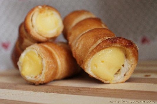 Cannoncini alla Crema