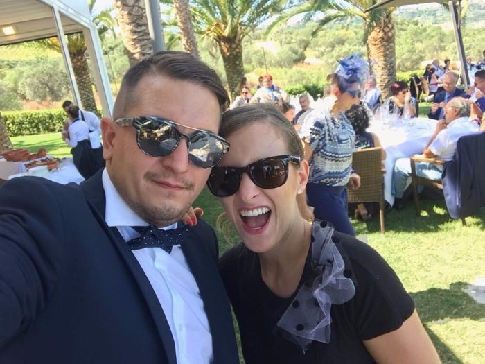 Eccoci, allegri e divertiti :)