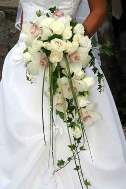 Bouquet a cascata con orchidee - 1