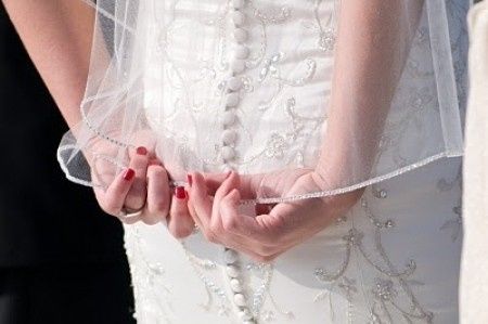 Manicure da sposa diversa? - 2