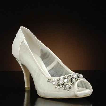 Quale scarpe da sposa avete scelto??? - 1