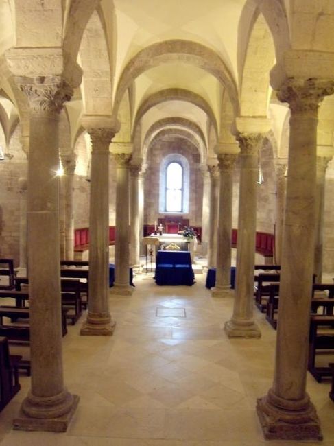 cripta cattedrale trani
