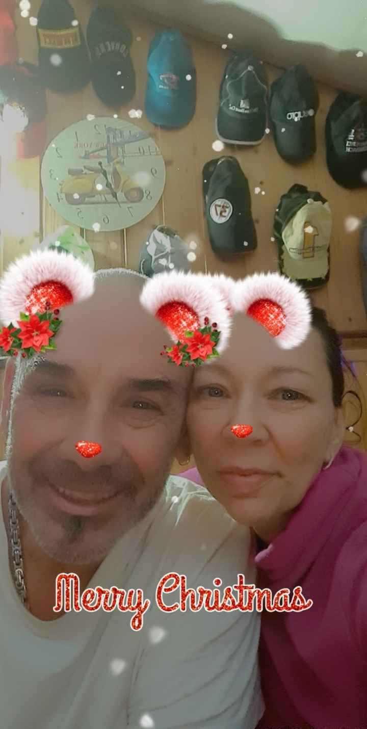 Postate una foto di voi due 👇 - 1