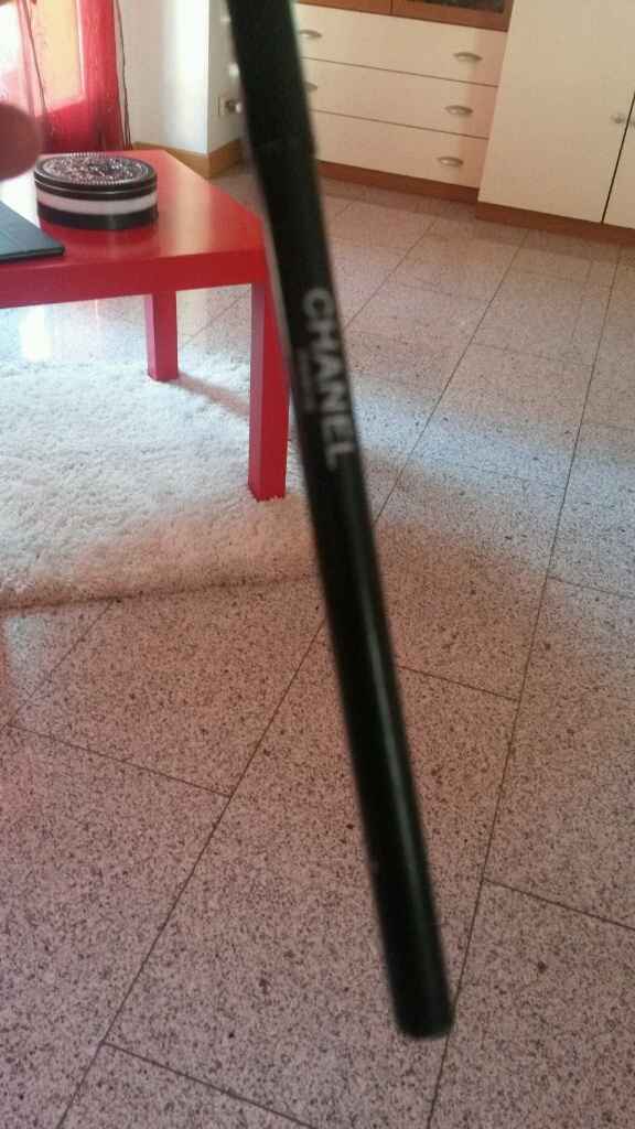 Matita nera per occhi - 1