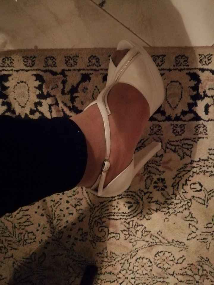 Quanto vi sono costate le scarpe da sposa? - 2