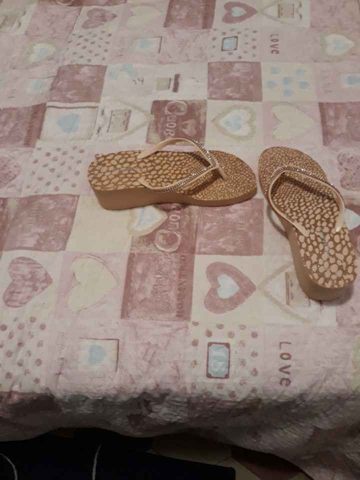 Le mie ciabatte per la prima notte - 1