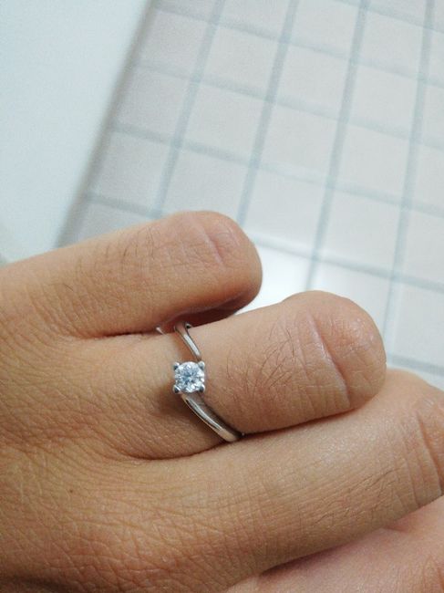 E ora mostraci una foto del tuo anello di fidanzamento! 13