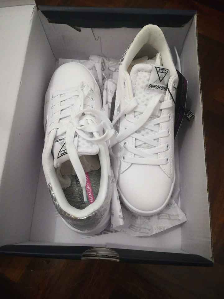 Eventuale cambio scarpe - 1