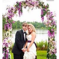 Allestimento floreale, arco fiorito. - 1