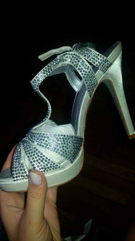 Scarpe sposa....bianche o colorate? mi fate vedere le vostre? - 1