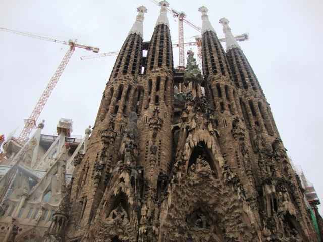 facciata laterale natività sagrada familia