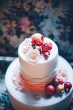 Torta panna e melograni