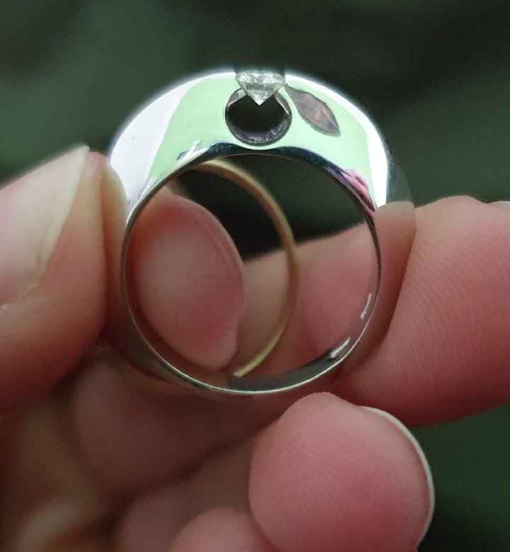 Anello da cui non ci si separa oltre alla fede?! - 1