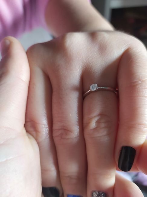 E ora mostraci una foto del tuo anello di fidanzamento! 15