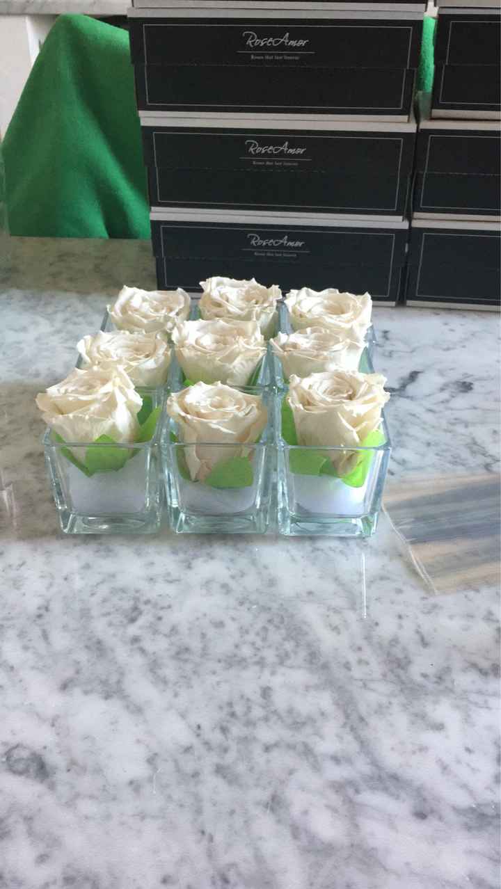 Rose stabilizzate come bomboniere - 2