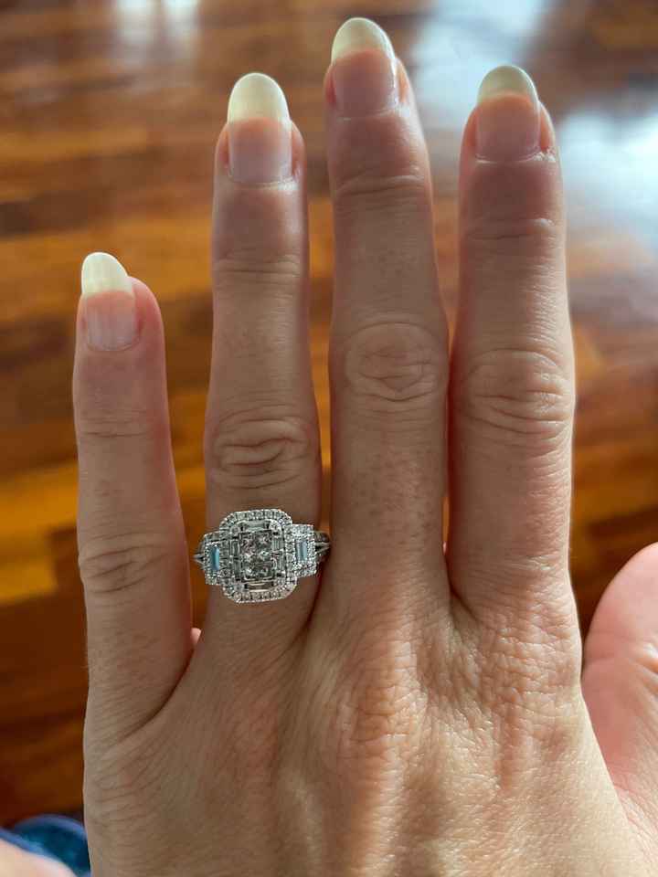 Come è il vostro anello di fidanzamento?? - 1