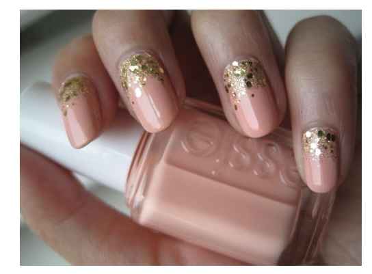 Crea il tuo look sposa - Tipi e colori per la manicure - 1