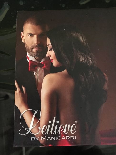 A a a cercasi reggiseno per schiena scoperta e scollo q cuore - 3