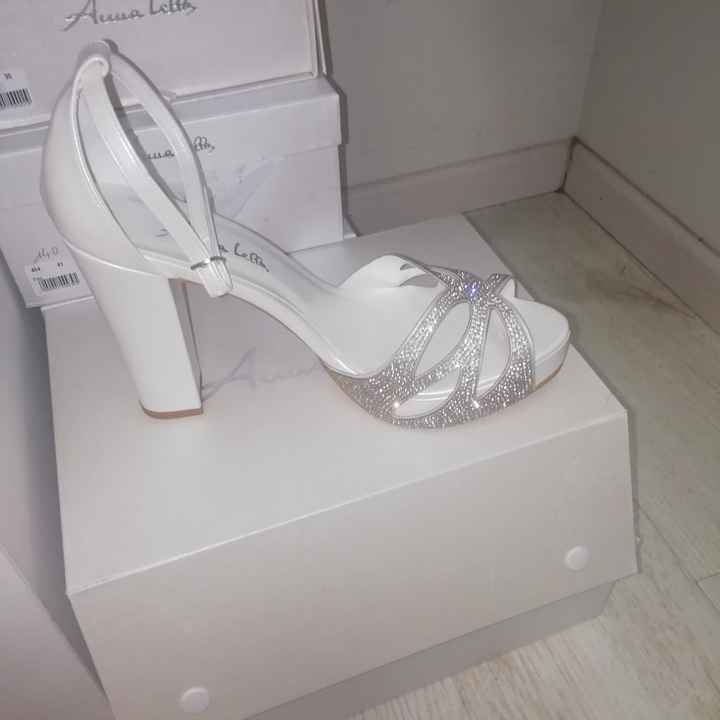 Scarpe da sposa estive, quale modello preferire? Voi avete già acquistato le scarpe per il grande gi