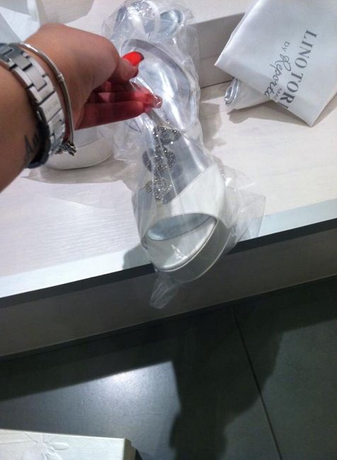 Le vostre scarpe - 1