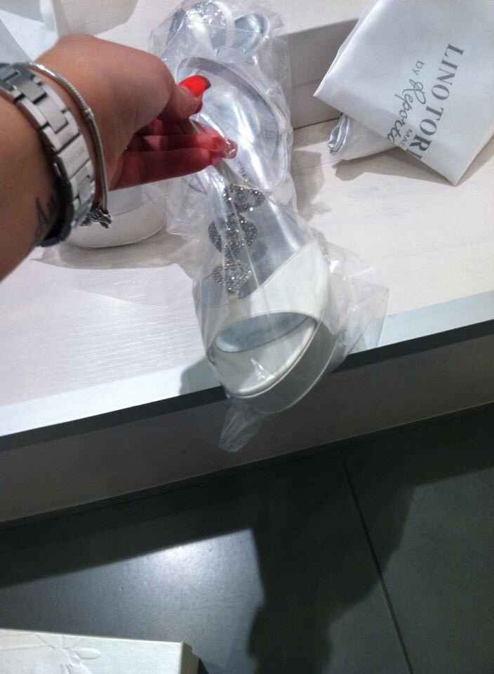 Le vostre scarpe - 1