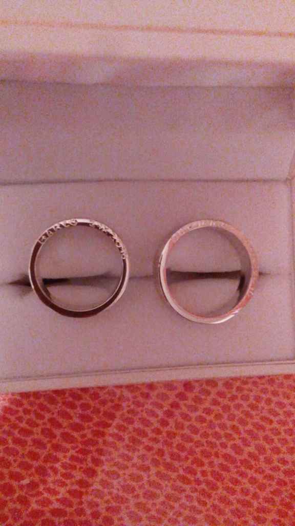 Incisione esterna sulle fedi? - 1