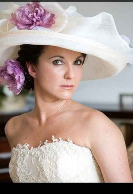 The bride with hat - 4