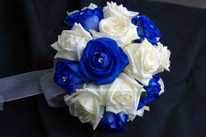  Matimonio bianco e blu fiori - 2