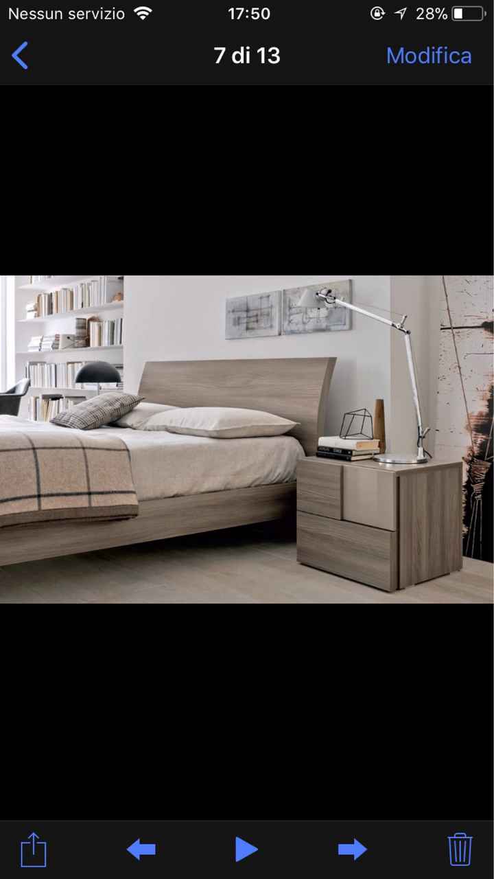  Letto in legno - 1