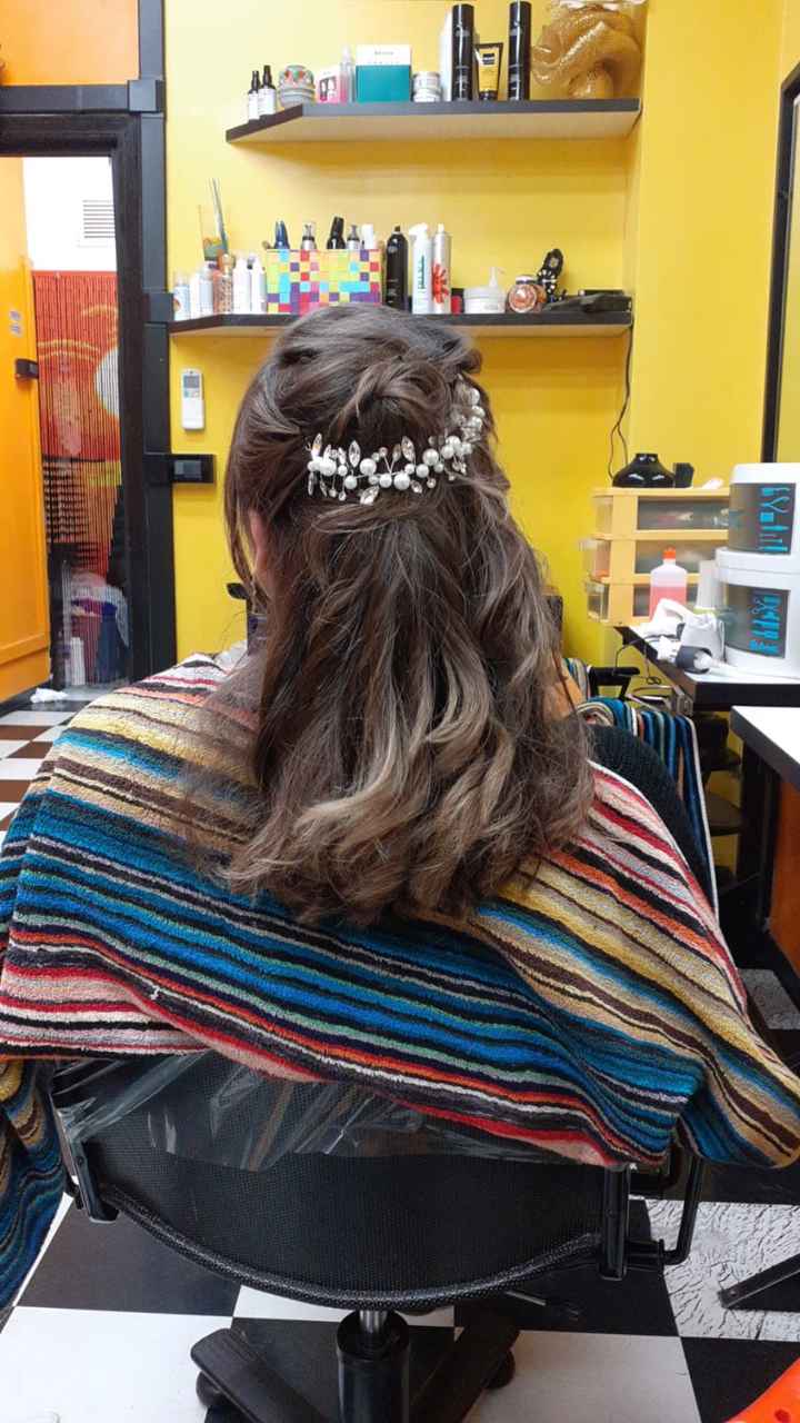 Idee capelli con velo - 1