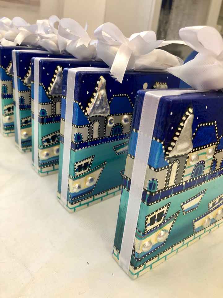 Mi fate vedere le vostre bomboniere? - 1