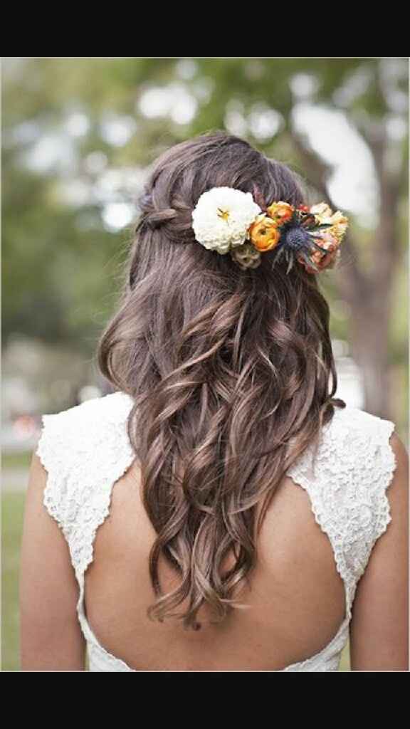 Acconciature per capelli ricci non tradizionali - 1
