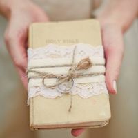 Libretto di nozze/ cuscino per fedi