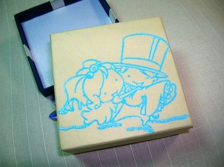 Ma cosa c'era nella bomboniera????