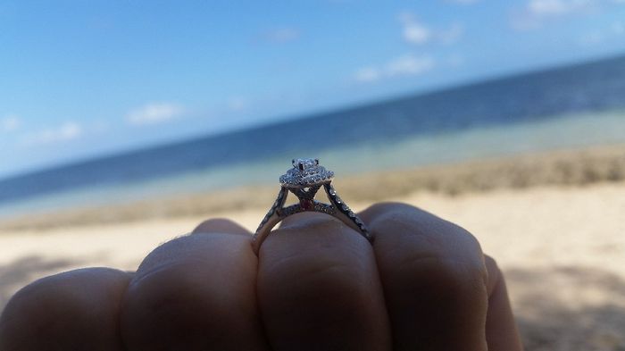 I vostri anelli di fidanzamento: vogliamo vederli! 14