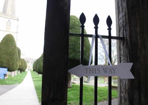 Cartello Freccia da questa parte