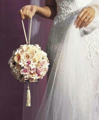Bouquet sposa e bouquet damigella - 1