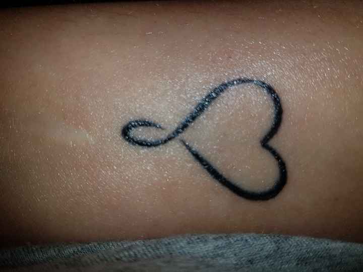 Tatuaggio nascosto - 1