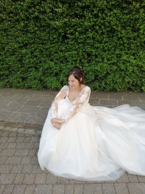 Acconciatura sposa: chignon classico o acconciatura alternativa? 11
