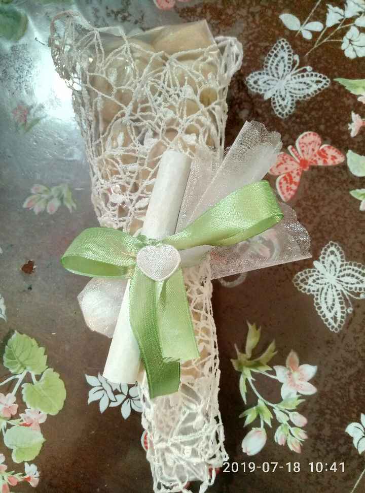 Indecisa sulla bomboniera - 1