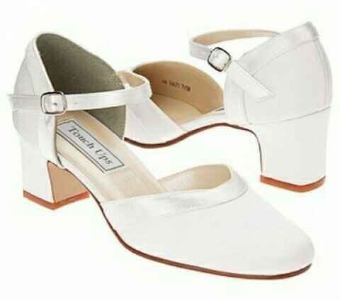 Curiosando nel mondo delle nozze -scarpe - 23