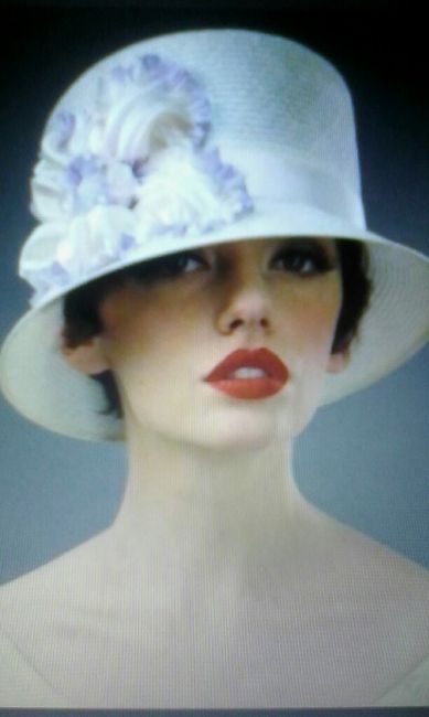 E in testa?- cappelli... - 4