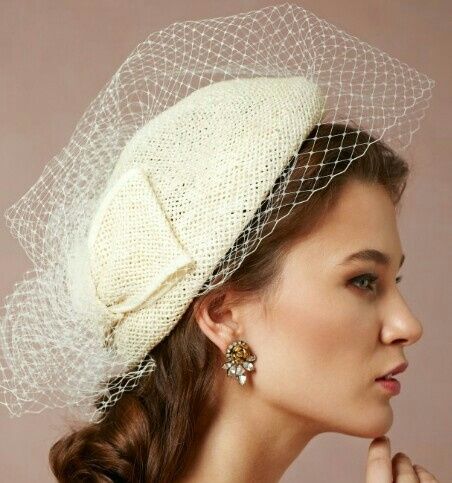 Curiosando nel mondo delle nozze-cappelli e copricapi - 15