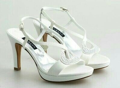 Curiosando nel mondo delle nozze -scarpe - 15