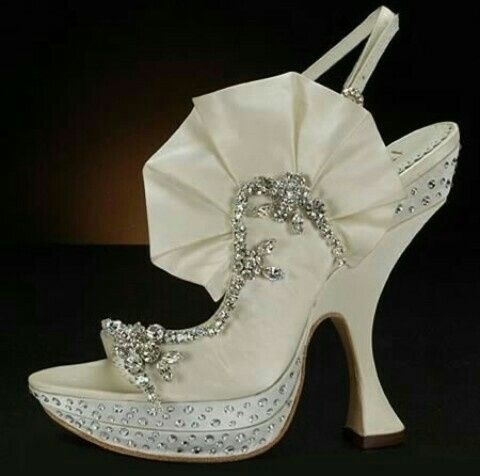 Scarpe....strane e improponibili - 5