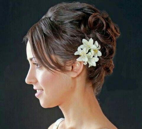 Acconciatura capelli corti - 3