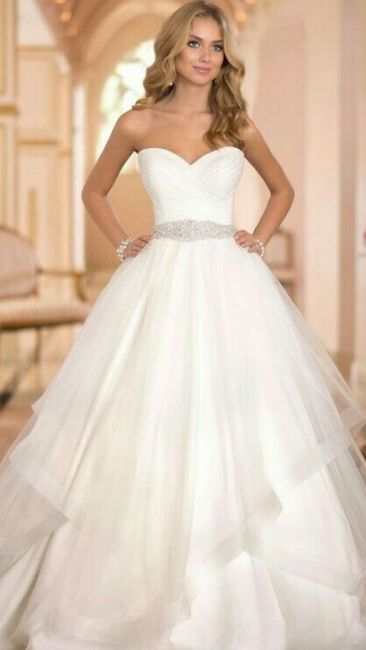 Elisa- sposa estiva ma con un tocco autunnale - 1