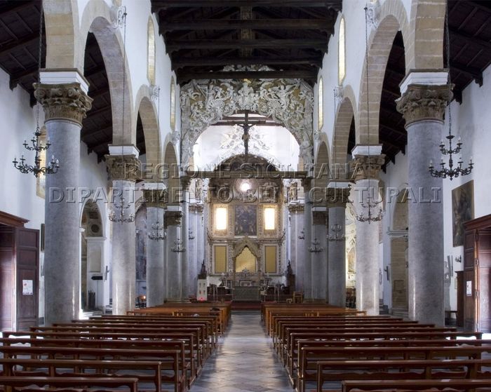 Chiesa Madre- Interno