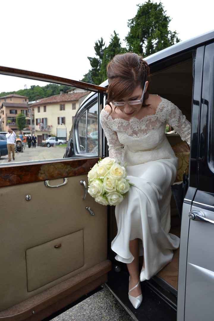 Per chi opterà per un bouquet di rose bianche... - 1