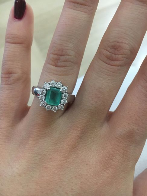 Vi piace il mio anello di fidanzamento? 😍😍 - 1